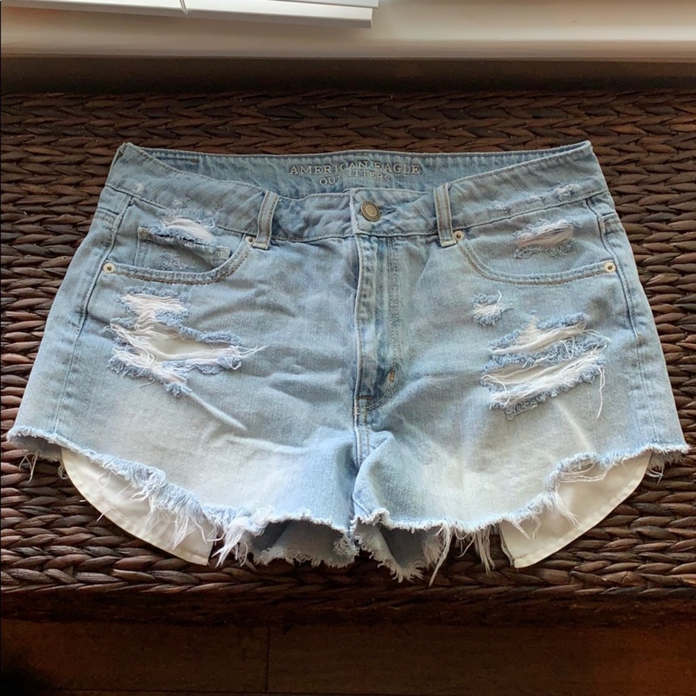 American Eagle Festival High-Waisted Shorts